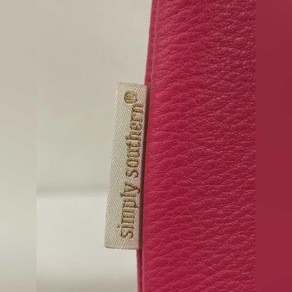 Simply Southern - Charming Pink Bag with Gold Accents - Picture 4 of 11